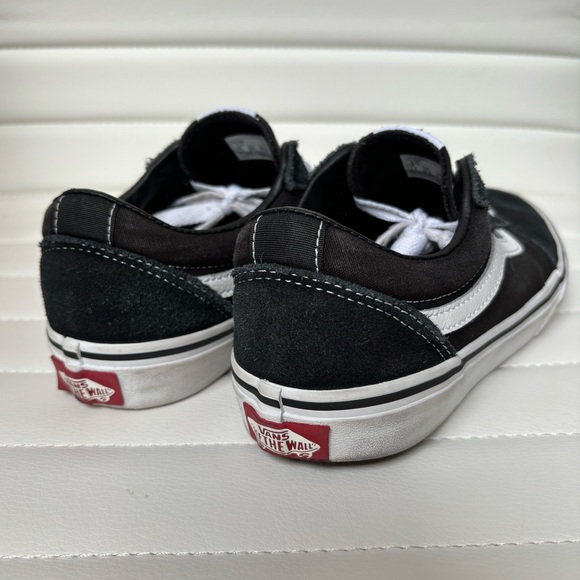 Black Vans Size Youth 3.0 - Picture 3 of 4